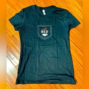 Altra red team casual tee (black)